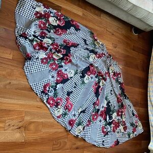 Floral Black and White Poppy Women's Skirt